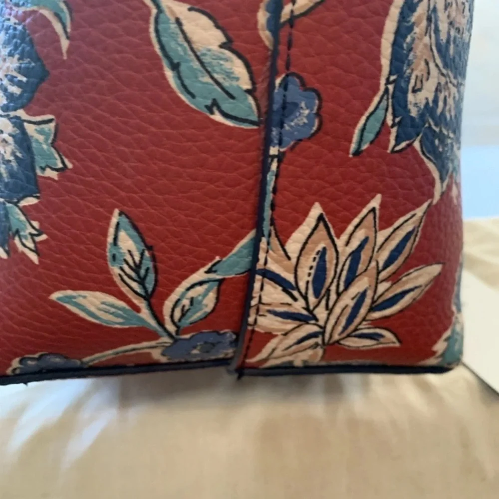 Ralph Lauren Keaton floral tote with sleeper bag included. - Picture 7 of 11